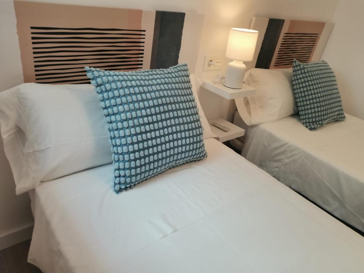 Playa & Golf Deluxe En Playa Granada Apartment โมตริล ภายนอก รูปภาพ